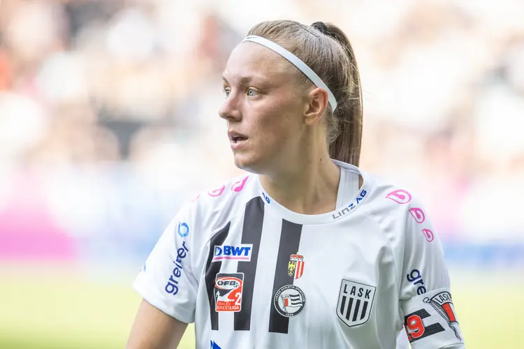Katharina Mayr (c) LASK