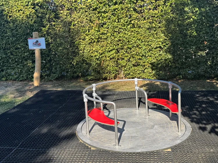 Rollstuhl-Karussell in Leonding