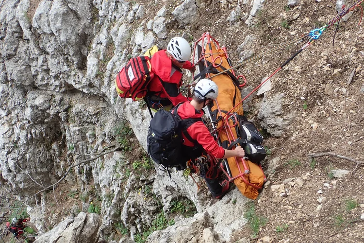 2 Bergretter im Einsatz