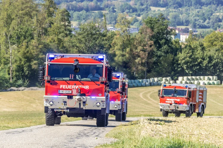 Hochgeländegängige Tatra-Sonderfahrzeuge 