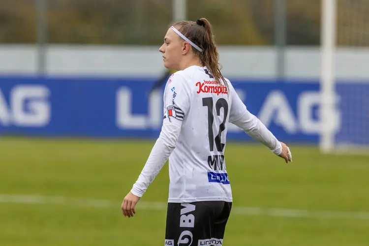 Katharina Mayr (c) LASK