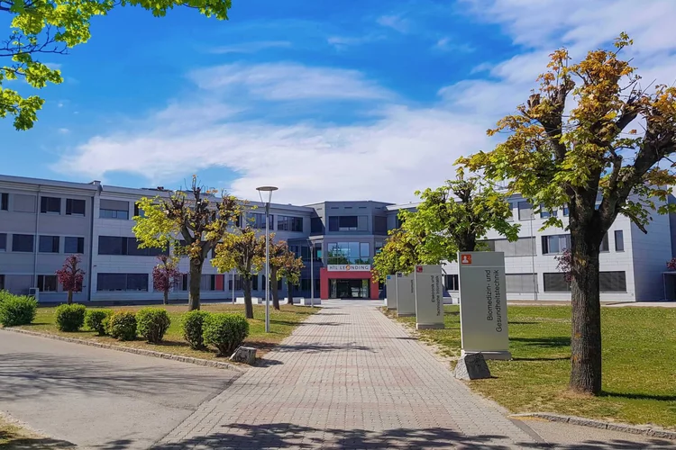 Außenansicht HTL Leonding
